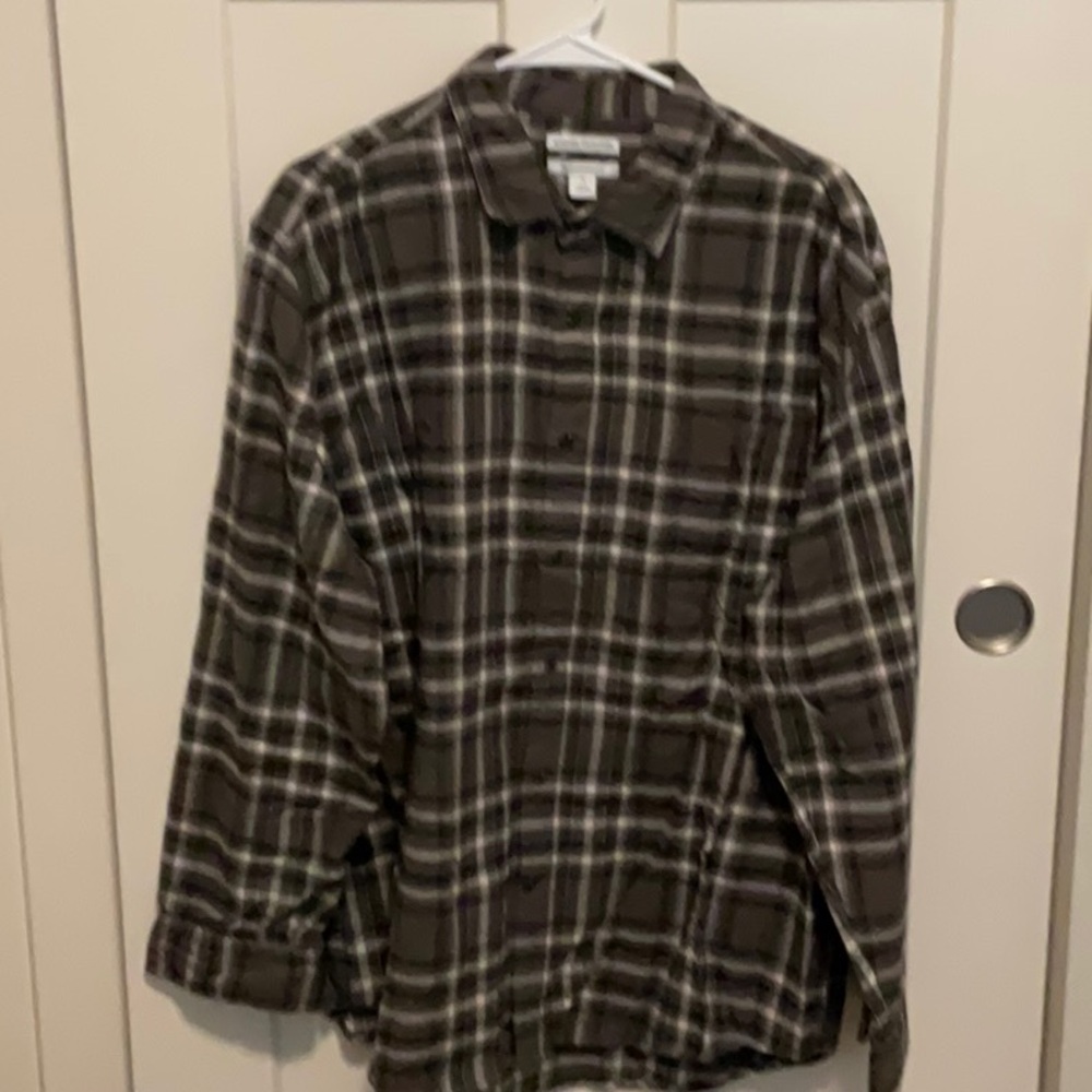 Amazon Essentials Brown and white flannel